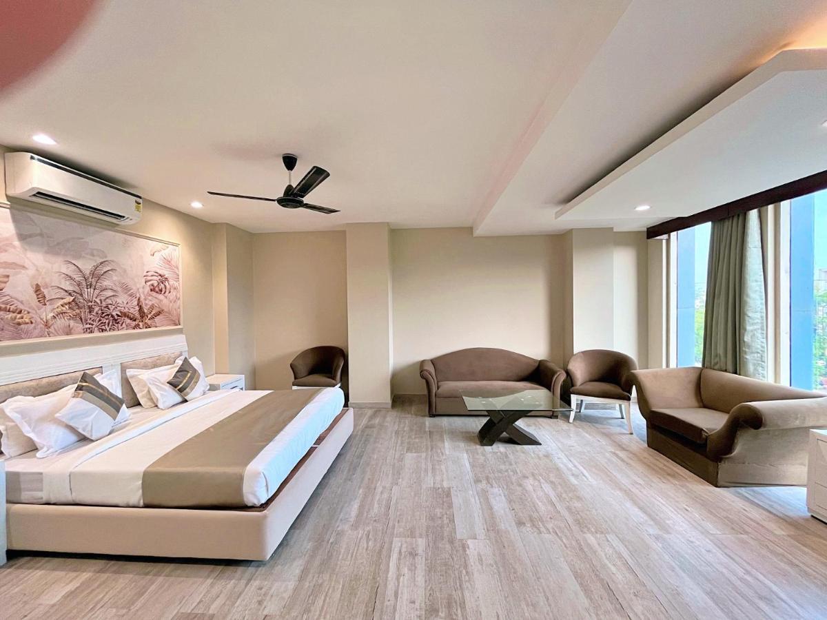 Skon Boutique By Orion Hotels Neu-Delhi Exterior foto